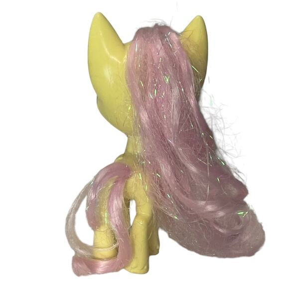 My Little Pony Fluttershy Toy Figure Yellow Pink Mane Hasbro 2019 E9141 Adorable - Picture 2 of 7